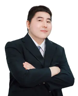 최진혁-대표변호사_늘품